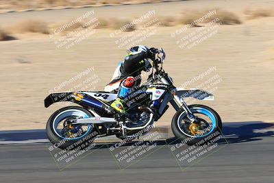 media/Jan-09-2022-SoCal Trackdays (Sun) [[2b1fec8404]]/Turn 8 (1045am)/